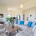 Villa Marathi With Stunning Ocean View *