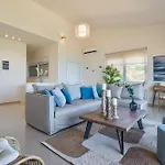 Marathi With Stunning Ocean View Villa *