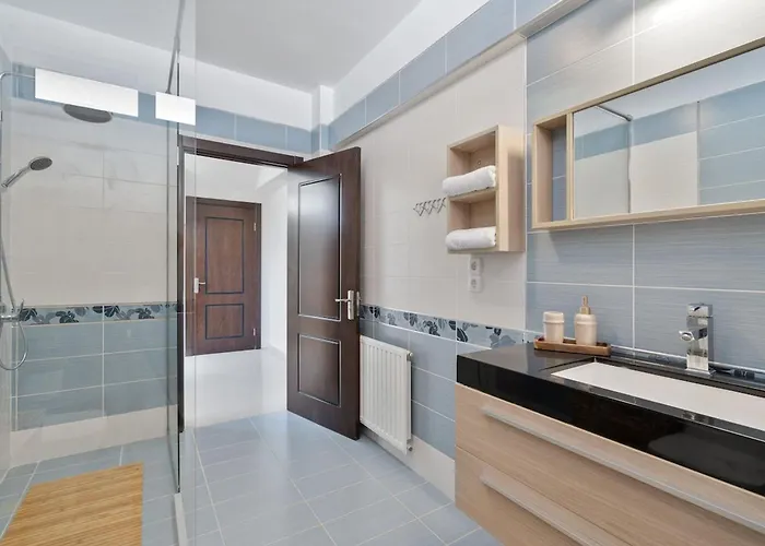 Marathi With Stunning Ocean View וילה חאניה