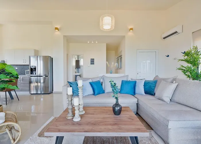 别墅 Marathi With Stunning Ocean View 干尼亞