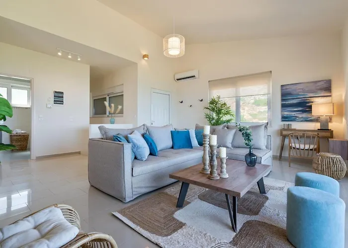 Marathi With Stunning Ocean View וילה *